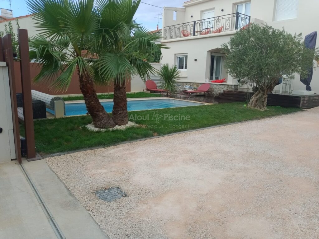 Piscine béton 7x3m et terrasse bambou à Narbonne